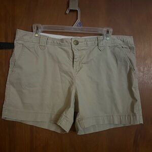 Old Navy Women's Beige Cargo Shorts